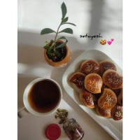 شـیـریـنـے نـان چـاے^•^