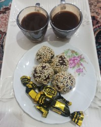 به وقت خستگی یه قهوه واقعا میچسبه و به آدم انرژی میده