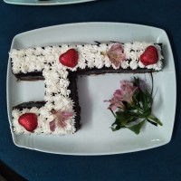 کیک یخچالی عدد 4. 4سالگی پسر گلم