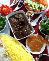 خورش فسنجان با مرغ