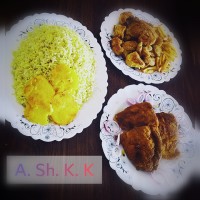 شوید پلو با ماهی سوخاری ومرغ و سیب سوخاری