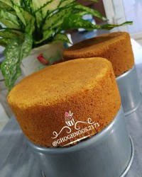 پایه کیک اسفنجی فقط با دوتا تخم مرغ تو هر قالب