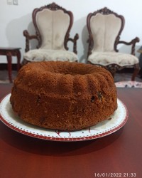 کیک گردو کشمش