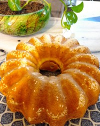 کیک خوشمزمون