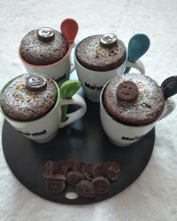 روز مادر مبارک ماگ کیک