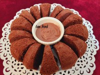 کیک شکلاتی با سس نوتلا