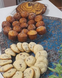 شیرینی کشمشی وکیک یزدی