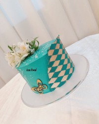 کیک زیبا وخوشرنگ