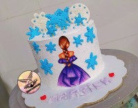 کیک زیبای دخترونه زمستونی