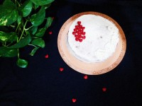 کیـک خـوشمزه با فیلینگ مـوز و گـردو .