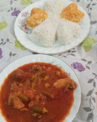 خورش بامیه ودمپخت برنج چمپا لطفاورق بزنید