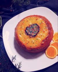 کیک پرتقالی و سس جذابش♡