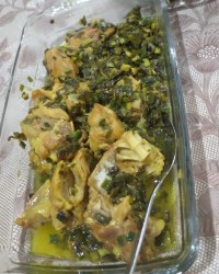 بربسل غذا کوردواری گوشت بوقلمون همراه با تره وپیاچه