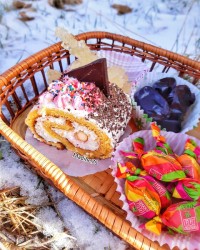رولت شکلاتی با مغز فندق