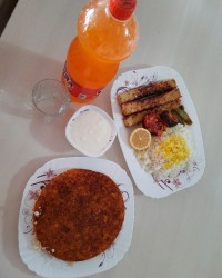 کوبیده مرغ با تهدیگ تهچین