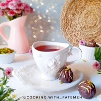 شکلات خرمایی