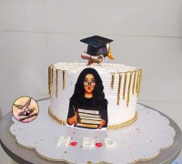 کیک دانشجویی واسه یه دختر خانم نازو مهربون