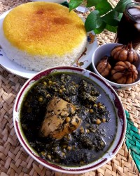 خورش مرغ ترش