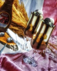 دسر نمیدونم چی?