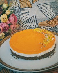 چیزکیک با پایه بیسکوئیت