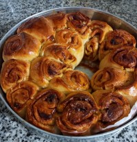 نان رول دارچین