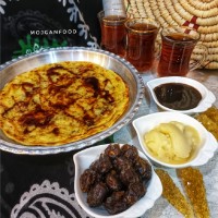 نان محلی لرستان چای تازه دم