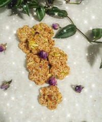 شیرینی کنجد عسلی قرارمعنوی