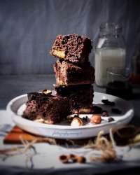 chocolate cake with pineapple