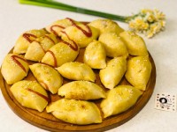 پیراشکی سیب زمینی و قارچ