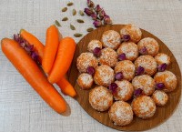 دسر هویج و گردو