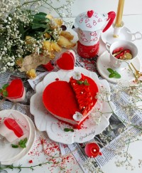 کیک موس قرمز مخملی (ردولوت)