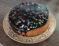 کیک وانیلی با روکش گاناش