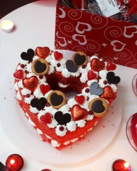 کیک خواهرشوهر پز برای ولنتاین????????