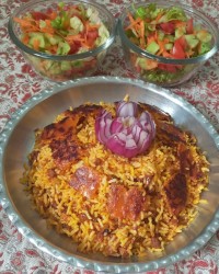 استانبولی پلو با گوشت چرخ کرده لطفا ورق بزنید