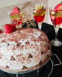 ژله وکیک واسه تولدعشقم