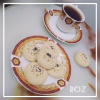 نون برنجی اولین تجربه رز