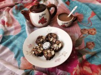 شکلات بیسکوئیتی مغزدار ☕