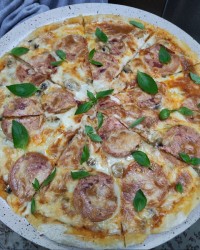 پیتزای خانواده