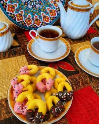 شیرینی نعلی بازاری