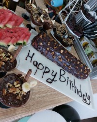 کیک یخچالی تولد داداش خوشکلم