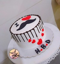 کیک مردونه با فیلینگ مخصوص