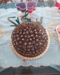 کیک تولد خواهرشوهرم که من ودیانا سوپرایزش کردیم