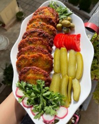 کتلت مرغ. (اولین پست 1401)