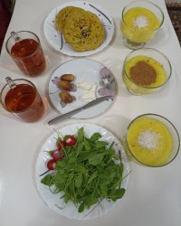 اولین افطار ماه رمضان