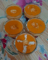 محلبی کاراملی بامغز گردو