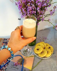 اسموتی موز و خرما