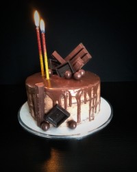 کیک عریان شکلاتی