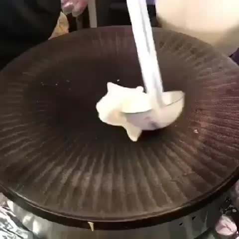 یه خوشمزه شکلاتیخانمااگه ایران اسپانیاروببره نذری ازاینامیدم بهتون خخخخ