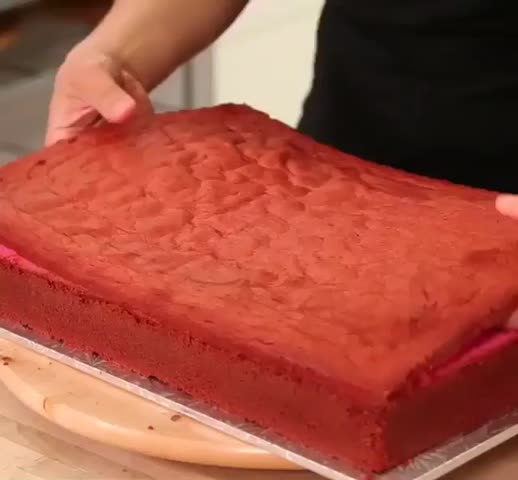 کیک به شکل کیف