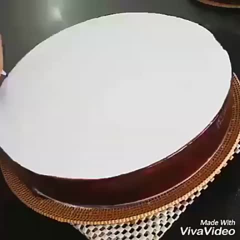 ایده تزئین کیک بسیار زیبا